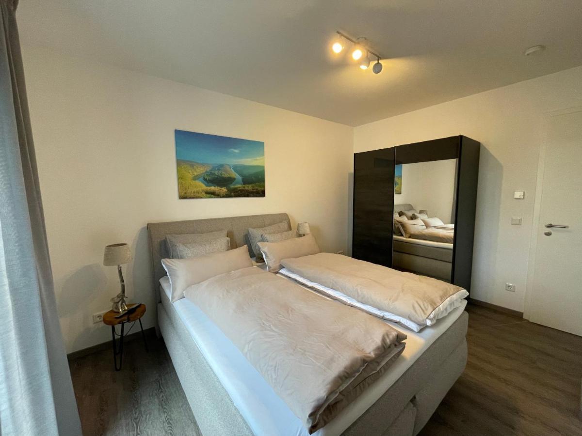 Exklusive Wohnung Zentral Mit Grossem Balkon ลอสไฮม์ ภายนอก รูปภาพ