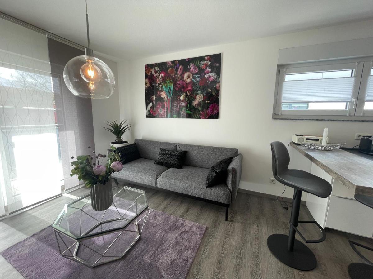 Exklusive Wohnung Zentral Mit Grossem Balkon ลอสไฮม์ ภายนอก รูปภาพ