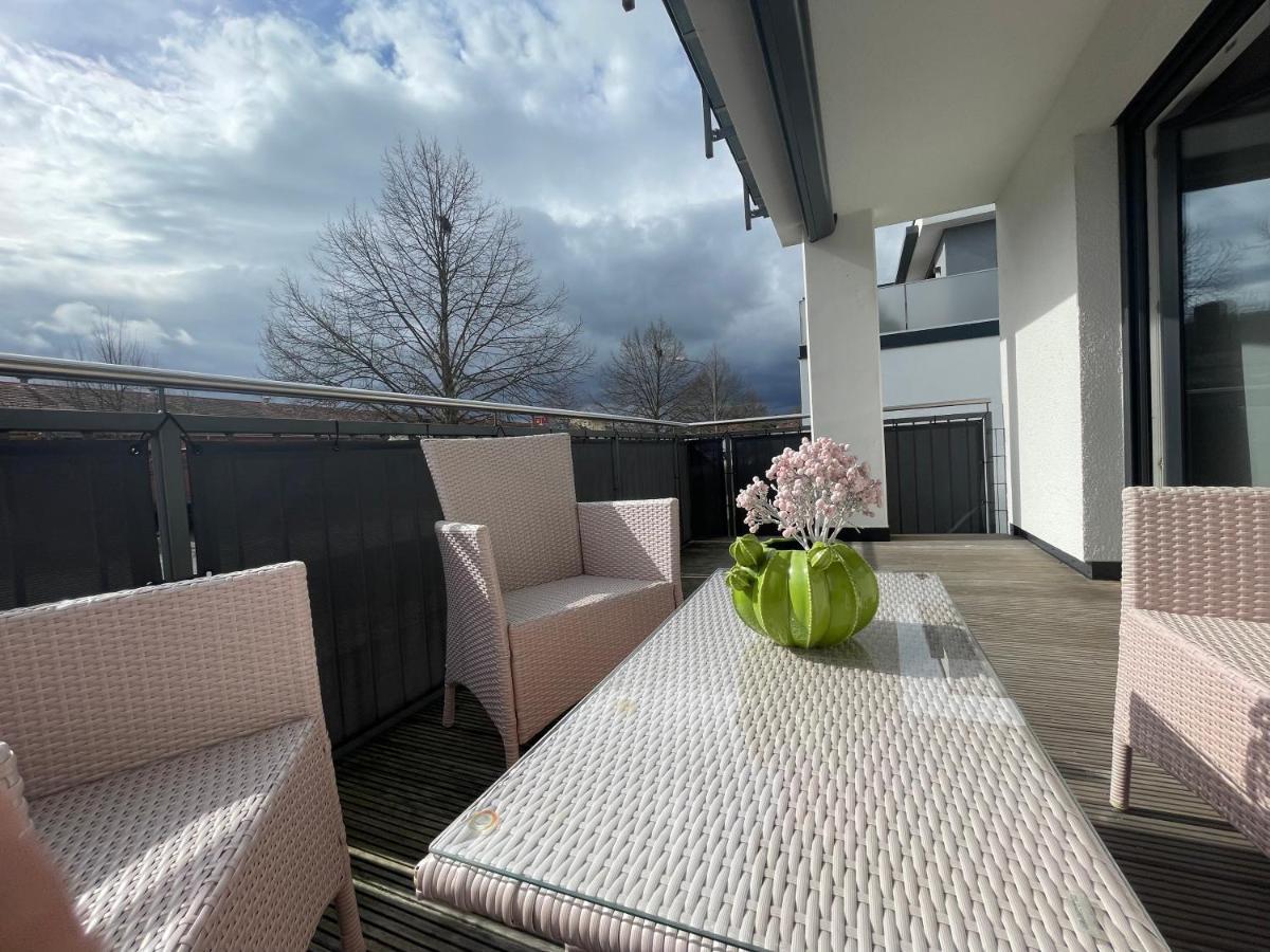 Exklusive Wohnung Zentral Mit Grossem Balkon ลอสไฮม์ ภายนอก รูปภาพ